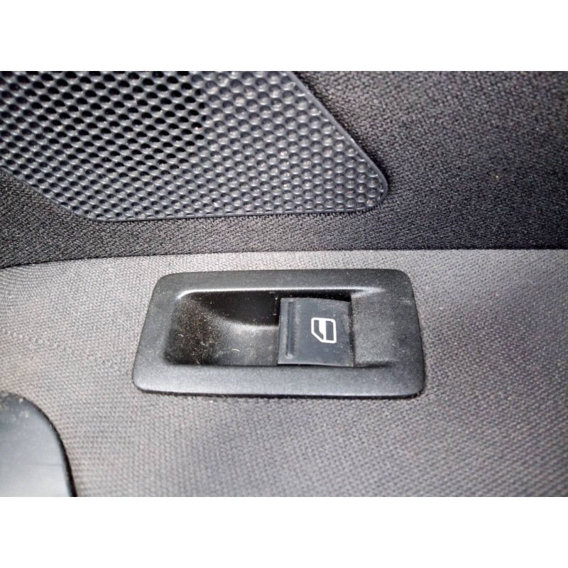 Recambio de mando elevalunas trasero derecho para volkswagen touran (1t2) advance referencia OEM IAM   