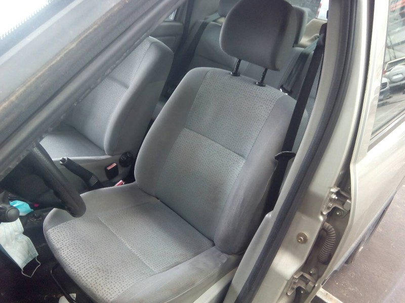 dacia logan del año 2005
