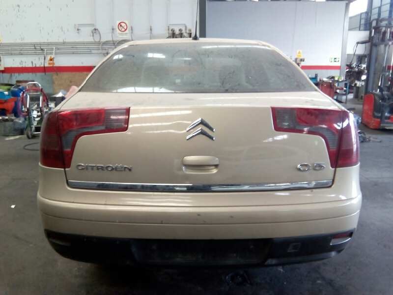citroën c5 berlina del año 2004