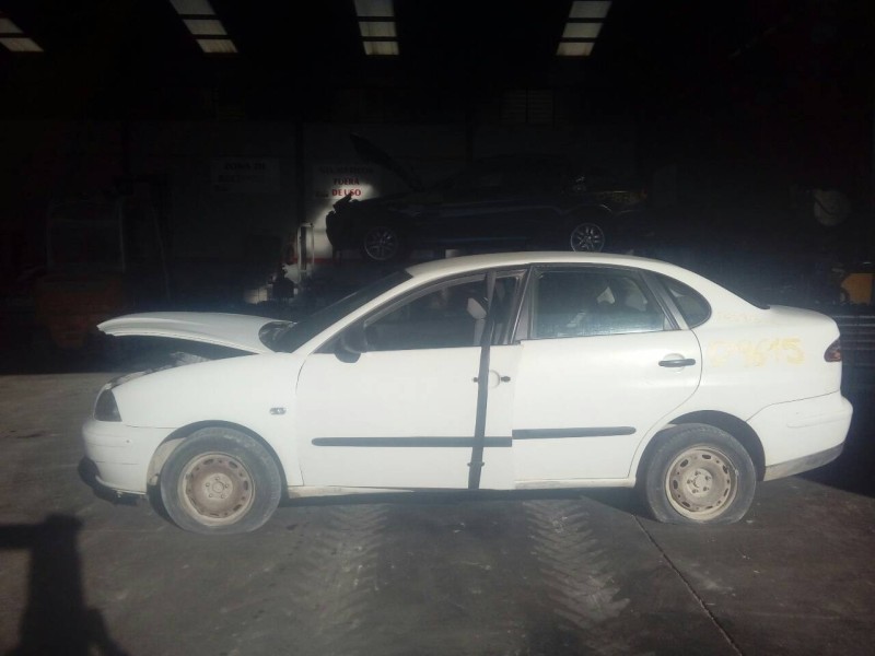 seat cordoba berlina (6l2) del año 2004