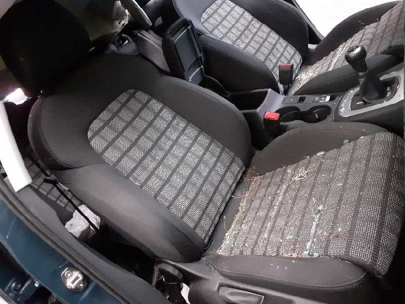 audi q3 (8ug) del año 2016