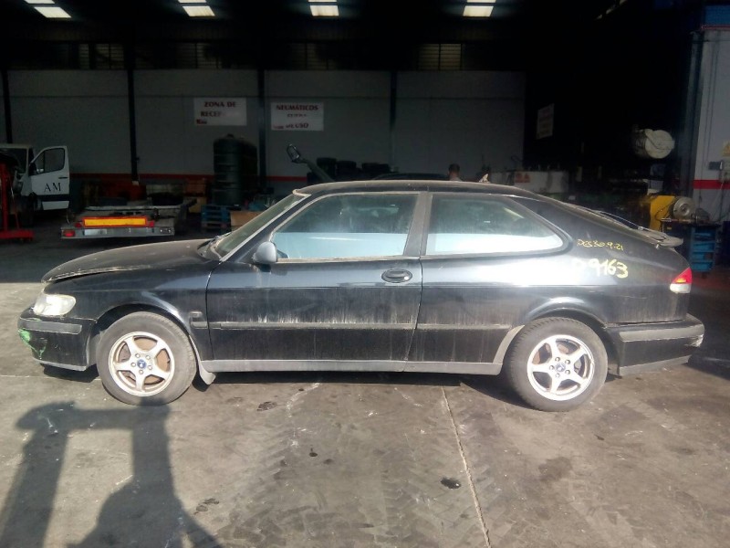 saab 9-3 berlina del año 2001