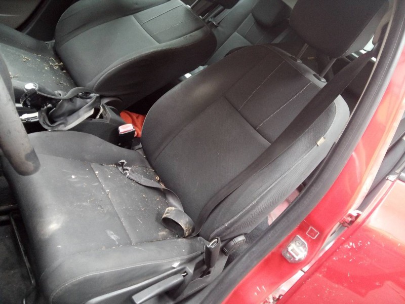 renault megane iii berlina 5 p del año 2008