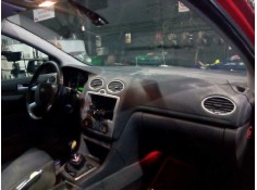 ford focus berlina (cap) del año 2006 2