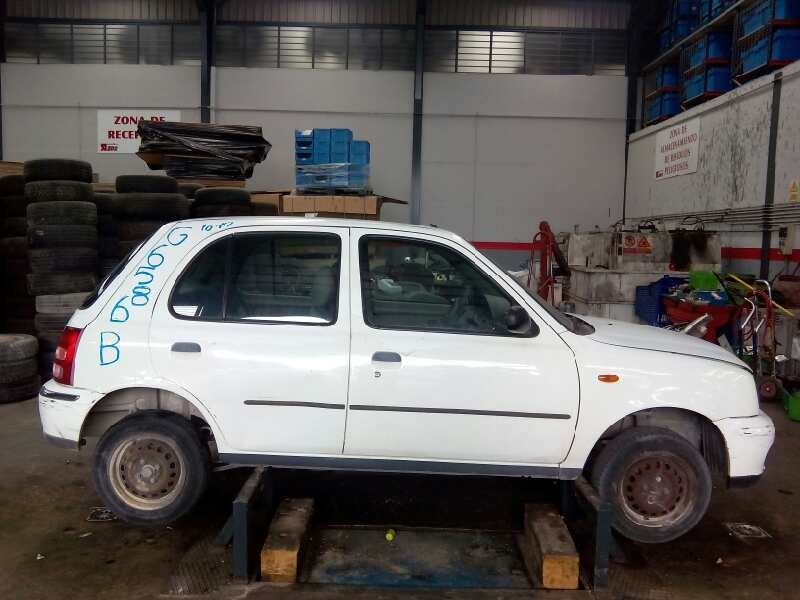 nissan micra (k11) del año 2001