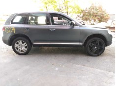VOLKSWAGEN TOUAREG (7LA)