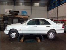 MERCEDES-BENZ CLASE C (W202) BERLINA