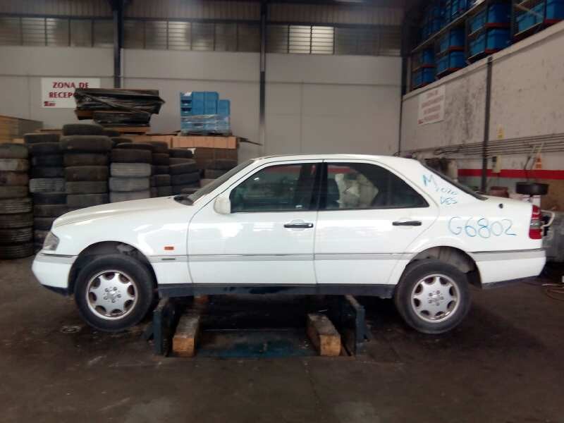 mercedes-benz clase c (w202) berlina del año 1994