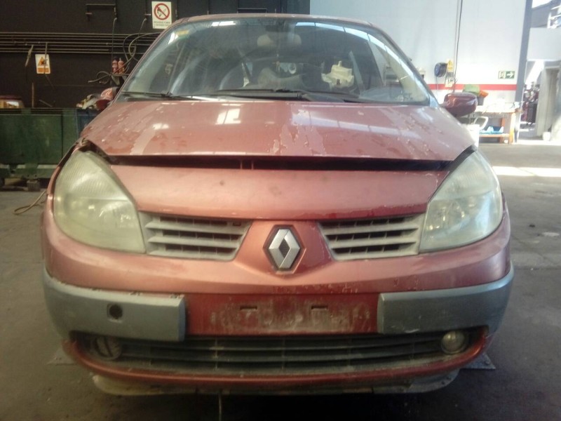 renault scenic ii del año 2004