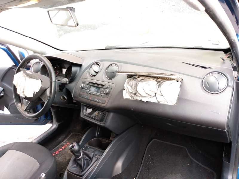 seat ibiza (6j5) del año 2013