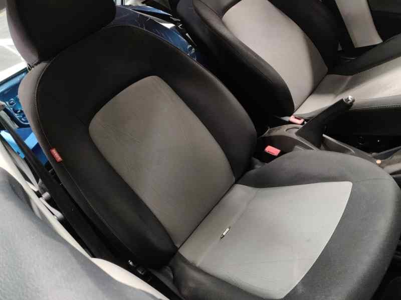 seat ibiza (6j5) del año 2013