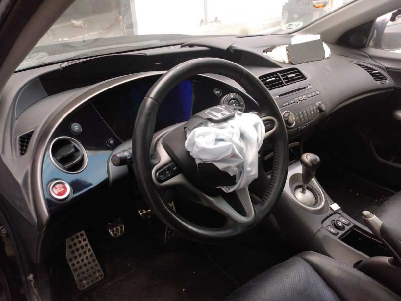 honda civic berlina 5 (fk) del año 2005