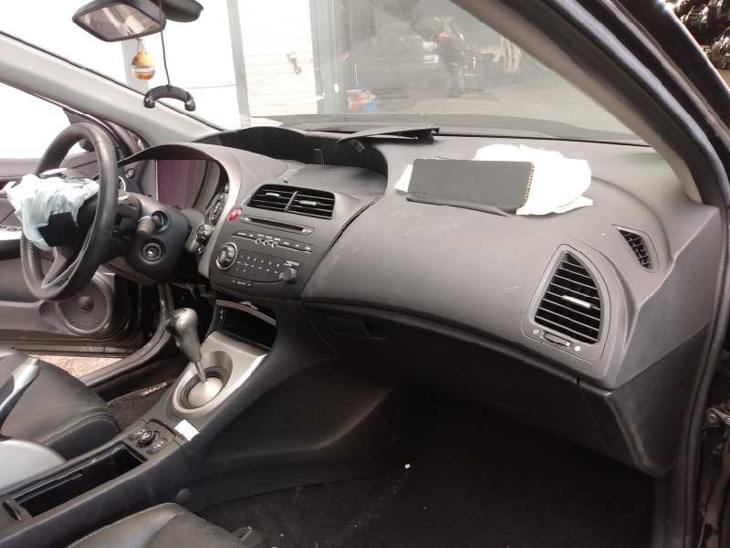 honda civic berlina 5 (fk) del año 2005