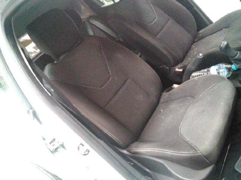 renault clio iv del año 2014