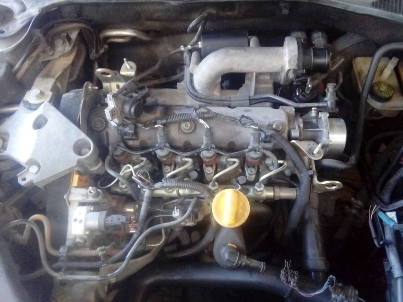 renault laguna ii (bg0) del año 2001