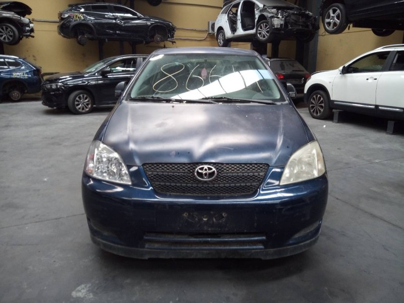 toyota corolla (e12) del año 2001