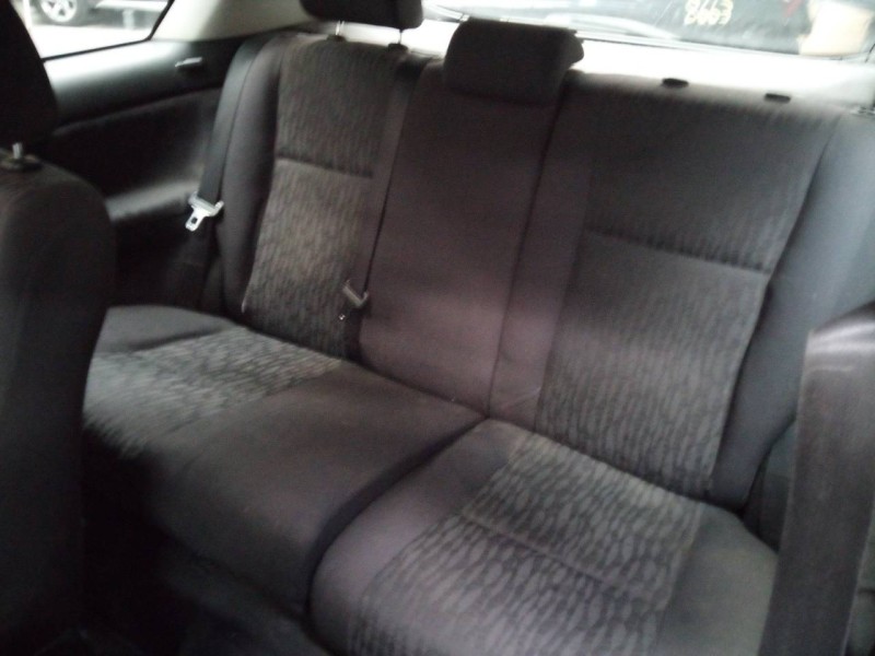 toyota corolla (e12) del año 2001