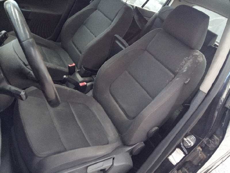 volkswagen golf plus (5m1) del año 2008