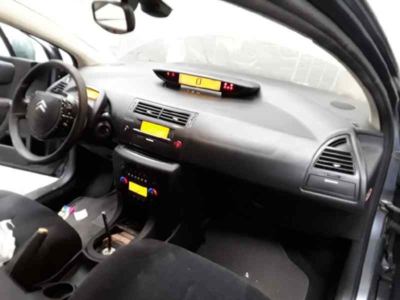 citroën c4 berlina del año 2007