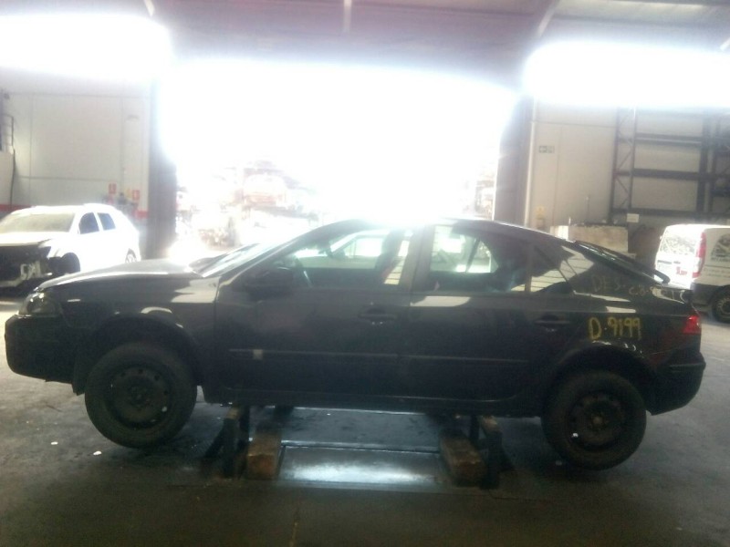 renault laguna ii (bg0) del año 2001