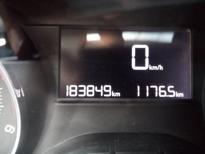 peugeot 208 del año 2014