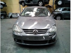 volkswagen golf v berlina (1k1) del año 2004 2