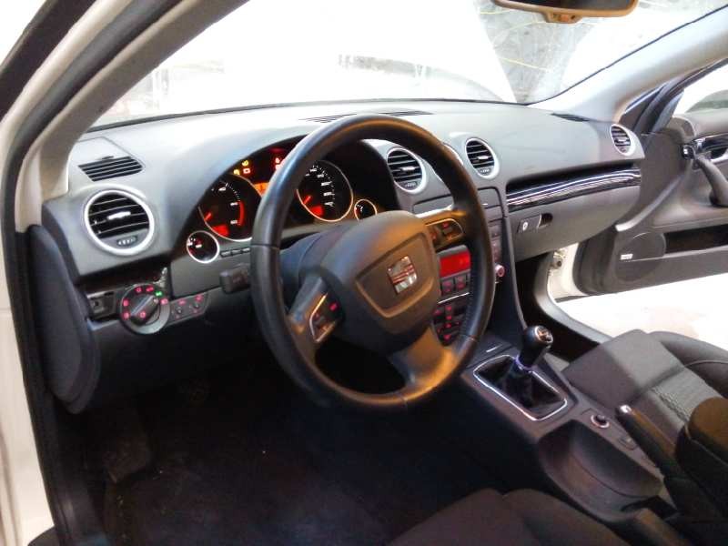 seat exeo berlina (3r2) del año 2011