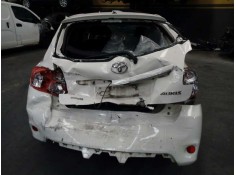 toyota auris del año 2011 2