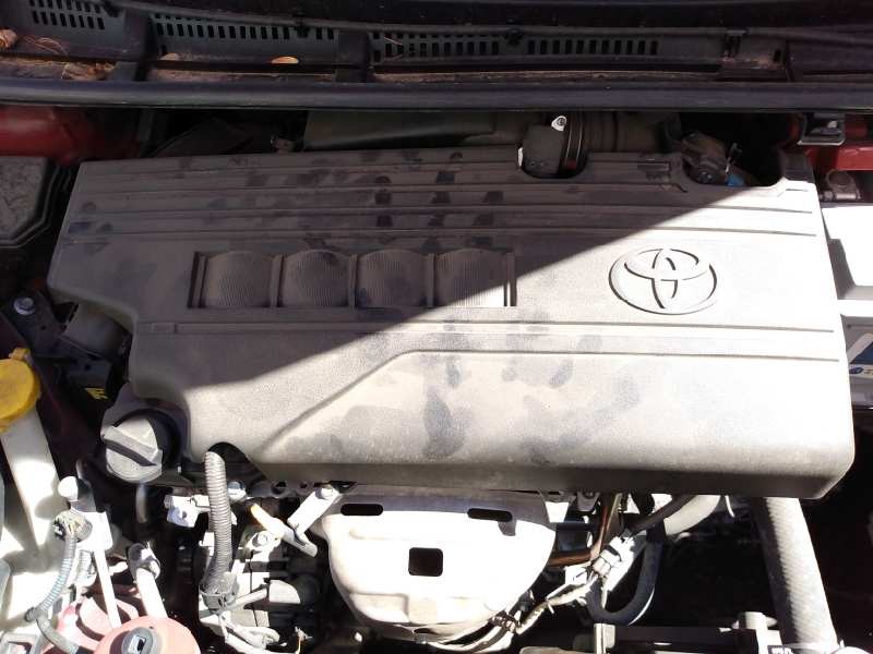 toyota yaris del año 2011