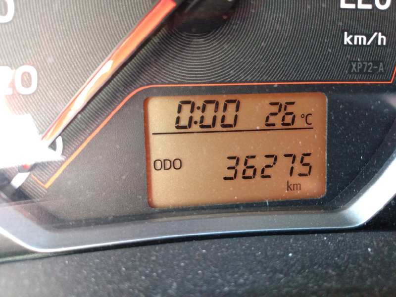 toyota yaris del año 2011
