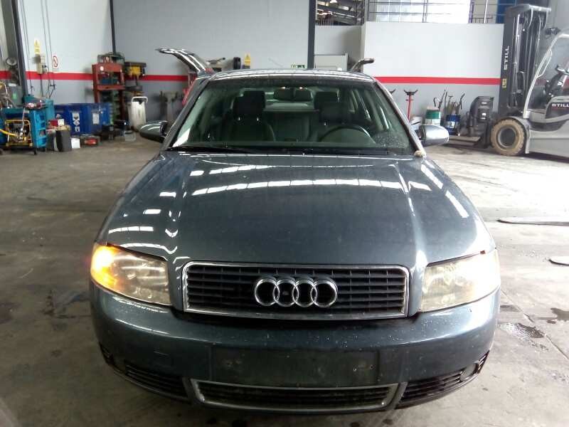 audi a4 berlina (8e) del año 2000