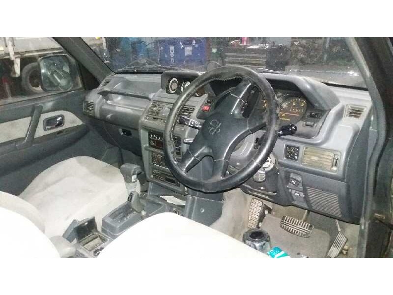 mitsubishi pajero del año 1999