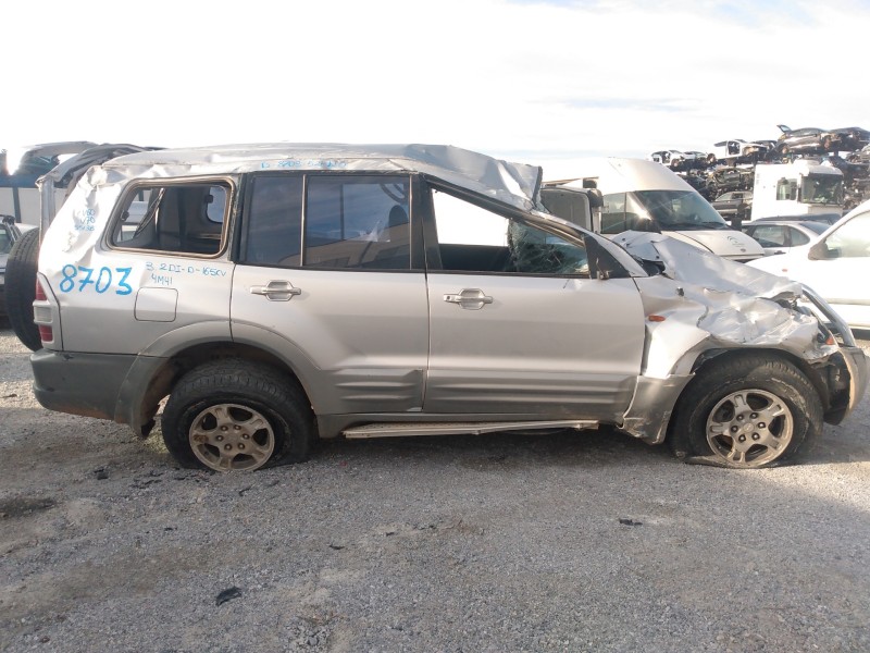 mitsubishi montero (v60/v70) del año 2001
