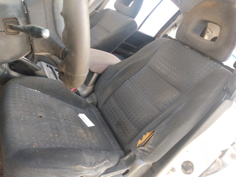 mitsubishi montero (v60/v70) del año 2001