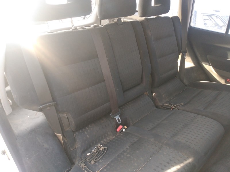 mitsubishi montero (v60/v70) del año 2001