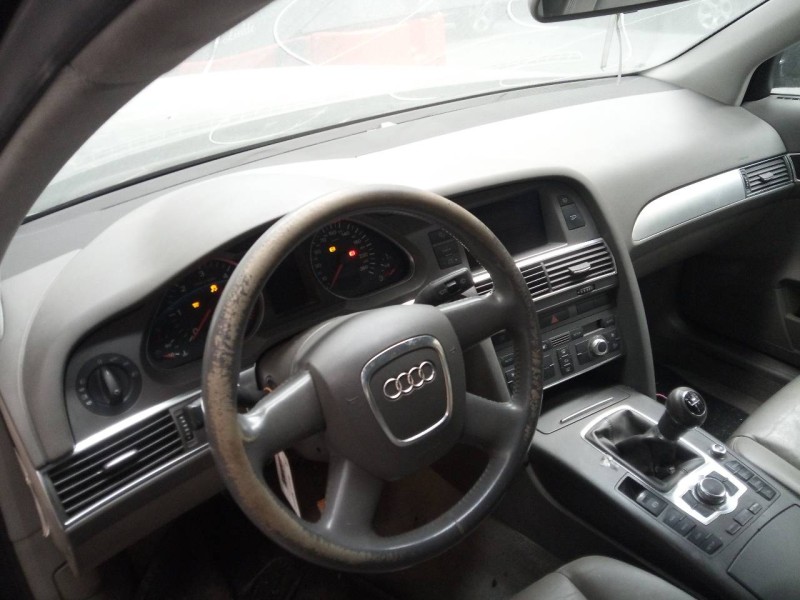 audi a6 berlina (4f2) del año 2004