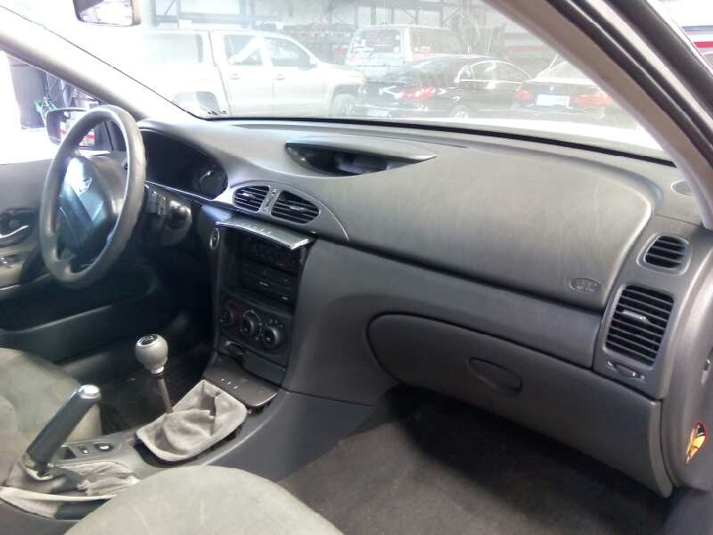 renault laguna ii (bg0) del año 2004
