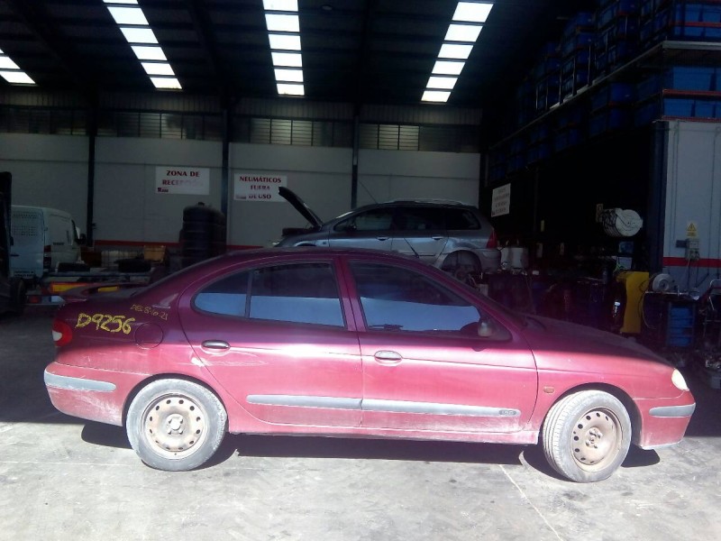 renault megane i fase 2 berlina (ba0) del año 2002