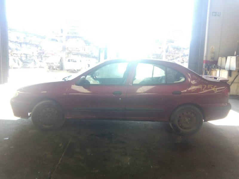 renault megane i fase 2 berlina (ba0) del año 2002