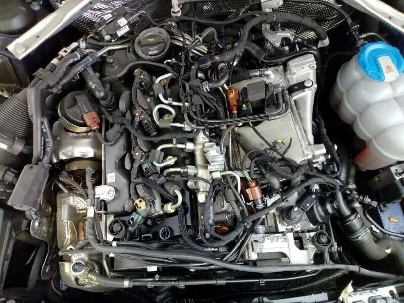 audi a4 berlina (8w2) del año 2015