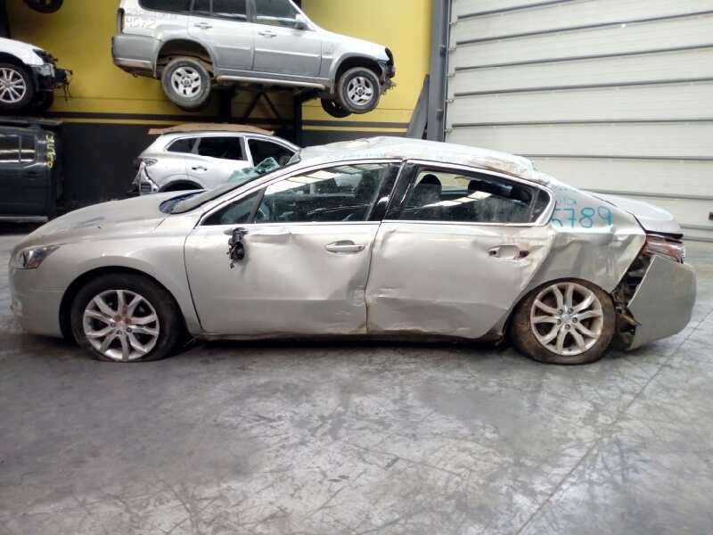 peugeot 508 del año 2012