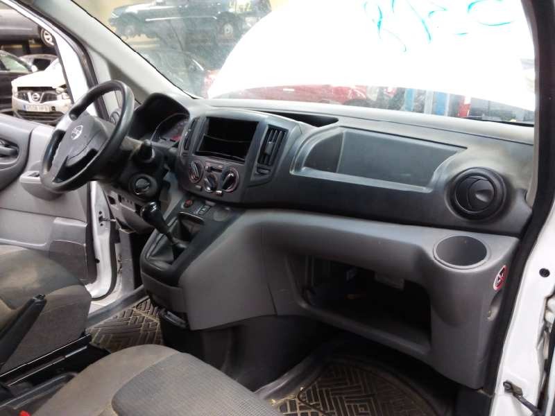 nissan nv 200 (m20) del año 2011