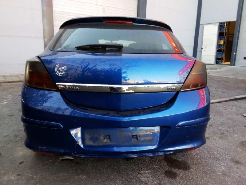 opel astra gtc del año 2006