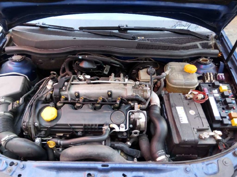opel astra gtc del año 2006