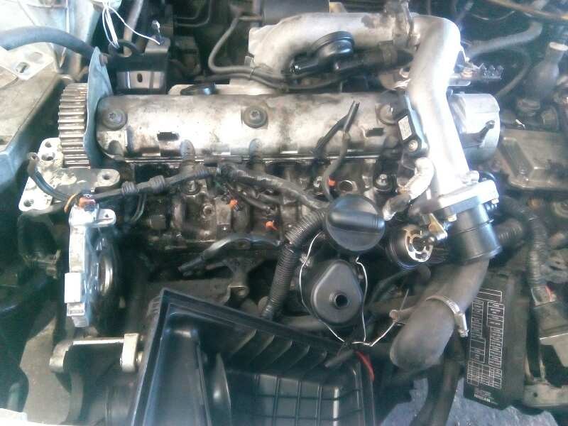 nissan primera berlina (p12) del año 2003