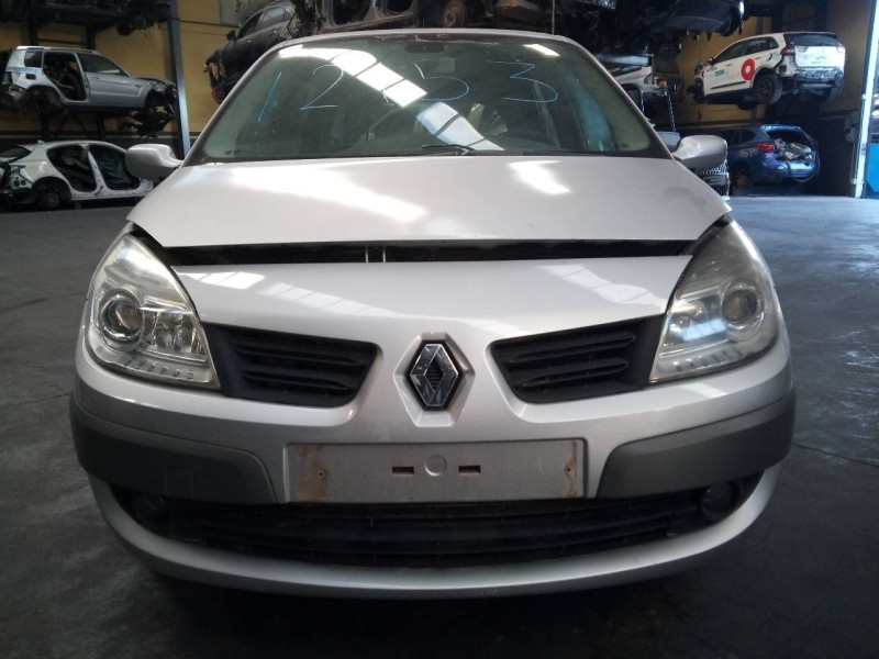 renault scenic ii del año 2008