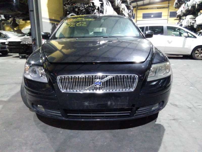 volvo v50 familiar del año 2006