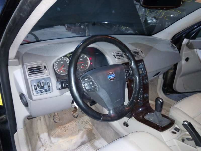 volvo v50 familiar del año 2006