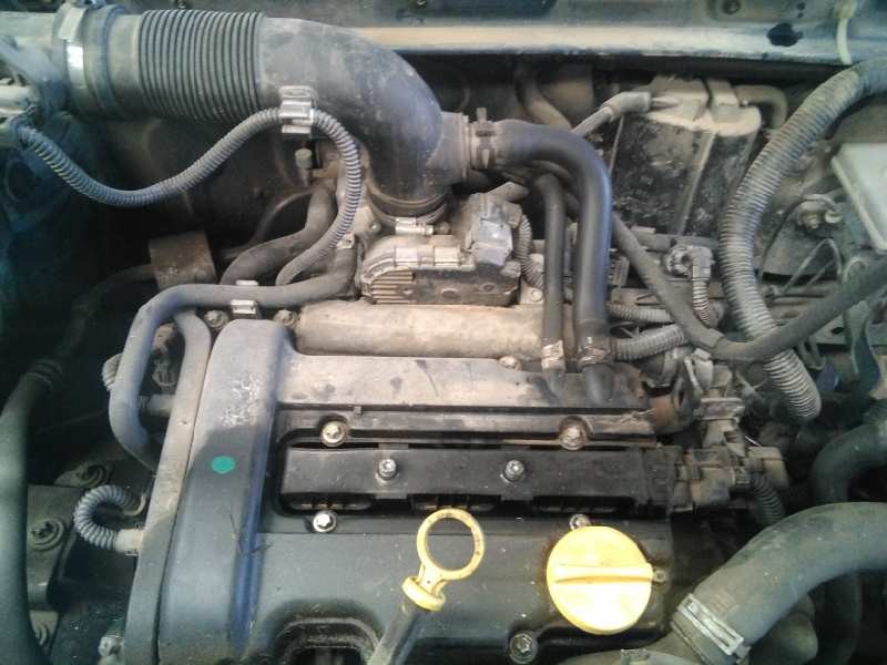 opel agila del año 2003