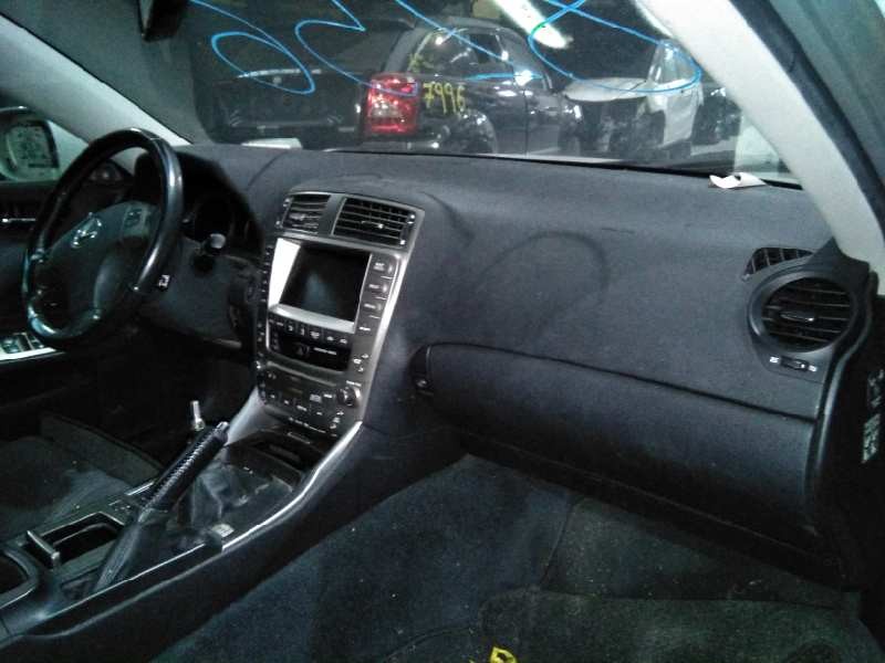 lexus is200 (ds2/is2) del año 2010